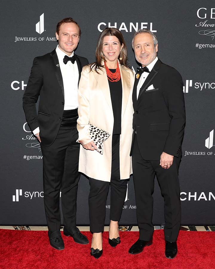 9 Will Kahn with Stellene Volandes and GEM Awards Chair Olivier Stip of CHANEL BFA 26441 3263566 9 Will Kahn with Stellene Volandes and GEM Awards Chair Olivier Stip of CHANEL BFA 26441 3263566