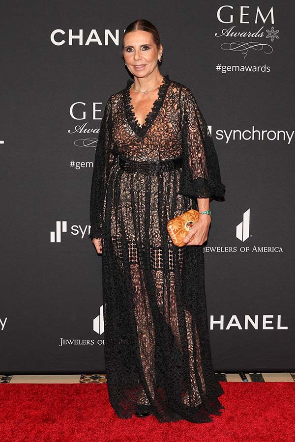 Silvia Furmanovich BFA 26441 3263609 Silvia Furmanovich BFA 26441 3263609